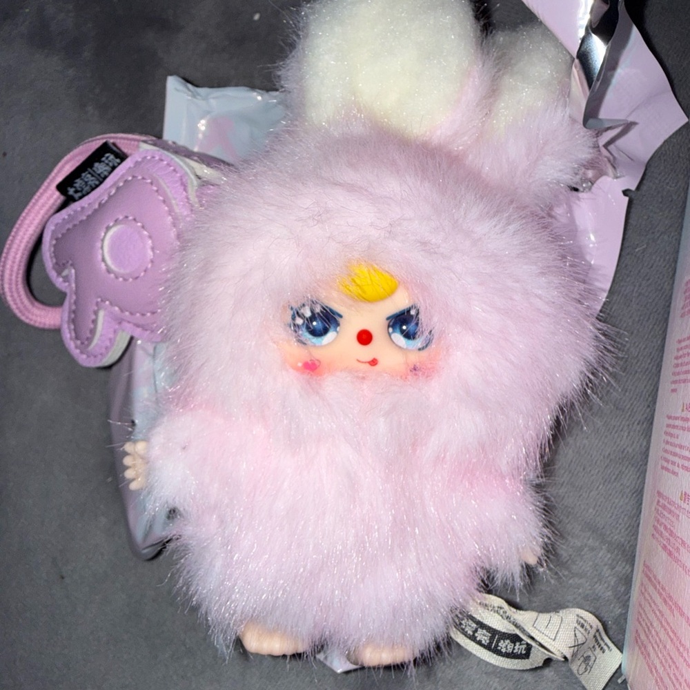 Baby Three Super Mini Bunny - Confirmed Letter R w/ Special Rare Eyes
